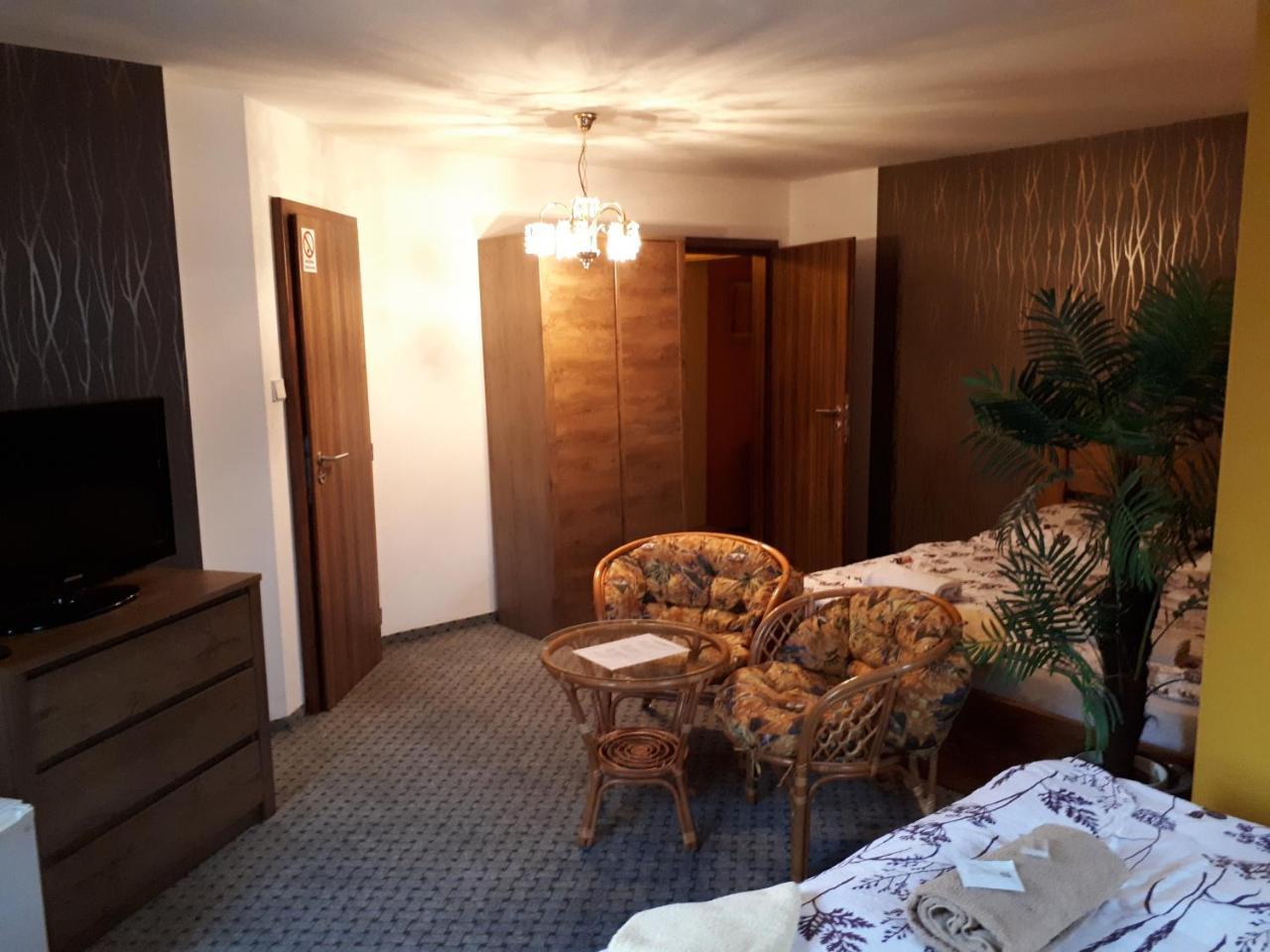 Penzion - Restaurant U Zamku Bečov nad Teplou Værelse billede